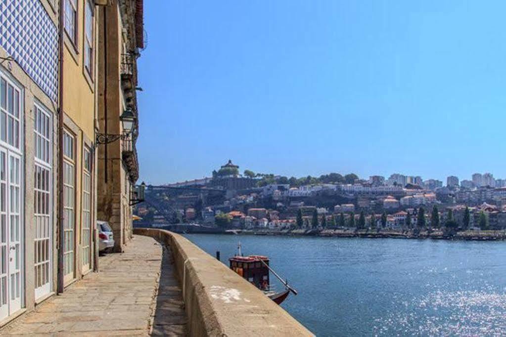 - River Front Appartement *