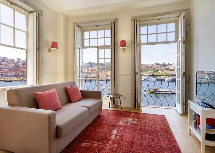 Oporto Home - River Front