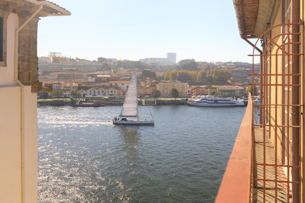- River Front Appartement