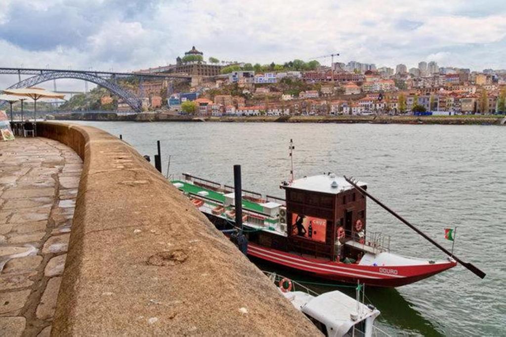 - River Front